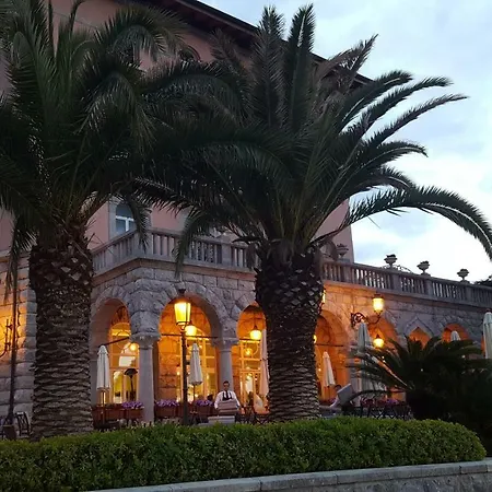 Apartment Secret Garden Opatija